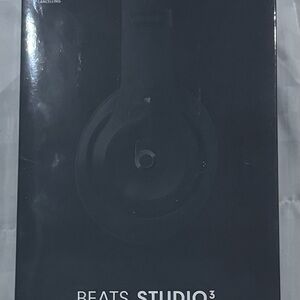 Beats Studio3 Wireless Headphones - Black